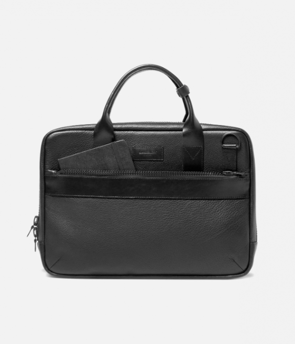 Tas kerja dengan aksen krom